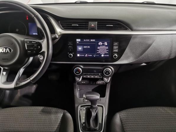 Kia Rio IV Рестайлинг с пробегом 2020 года, цена 1 545 000 рублей, 120019 км, седан, Автокод Объявления