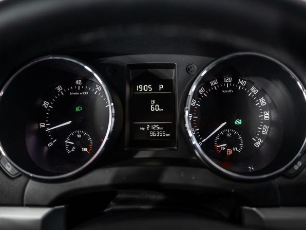 Skoda Yeti I с пробегом 2013 года, цена 920 000 рублей, 96355 км, внедорожник, Автокод Объявления