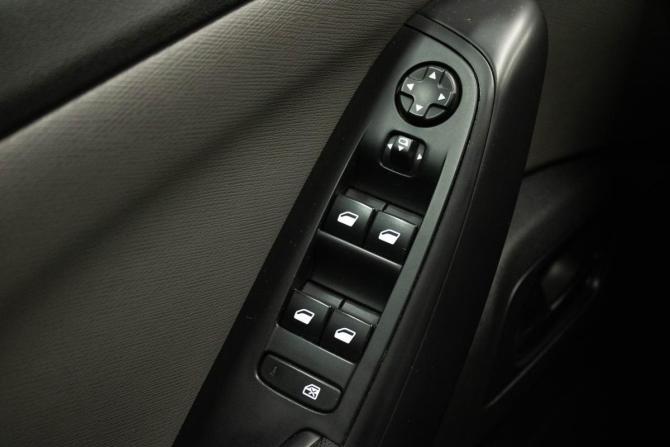 Citroen C4 Picasso II с пробегом 2014 года, цена 1 059 000 рублей, 167006 км, компактвэн, Автокод Объявления