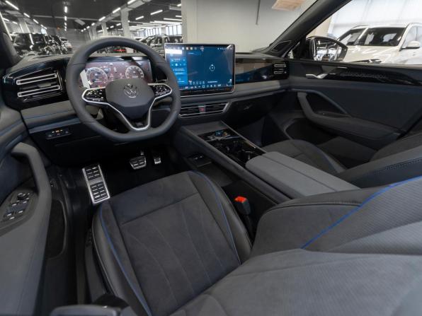 Volkswagen Tiguan III (China Market) с пробегом 2026 года, цена 4 900 000 рублей, 50 км, внедорожник, Автокод Объявления