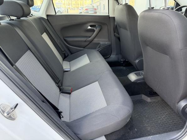 Volkswagen Polo V с пробегом 2013 года, цена 820 000 рублей, 83775 км, седан, Автокод Объявления