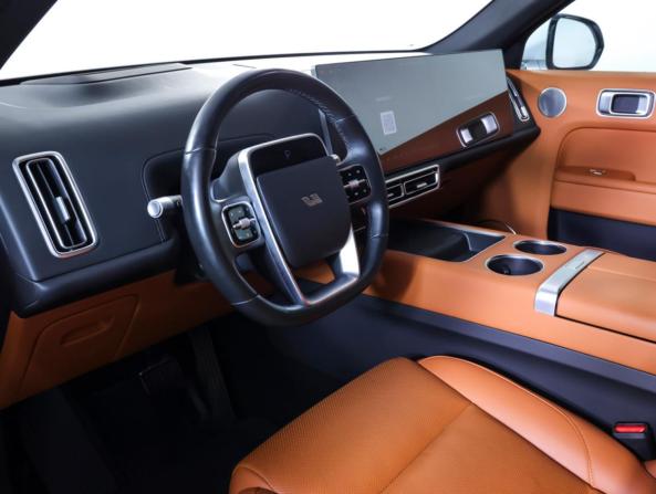 Li Auto (Lixiang) L7 I с пробегом 2023 года, цена 6 390 000 рублей, 23769 км, внедорожник, Автокод Объявления