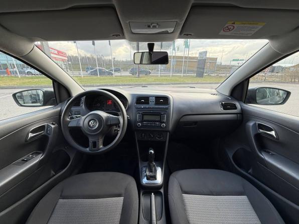 Volkswagen Polo V с пробегом 2011 года, цена 515 000 рублей, 240000 км, седан, Автокод Объявления