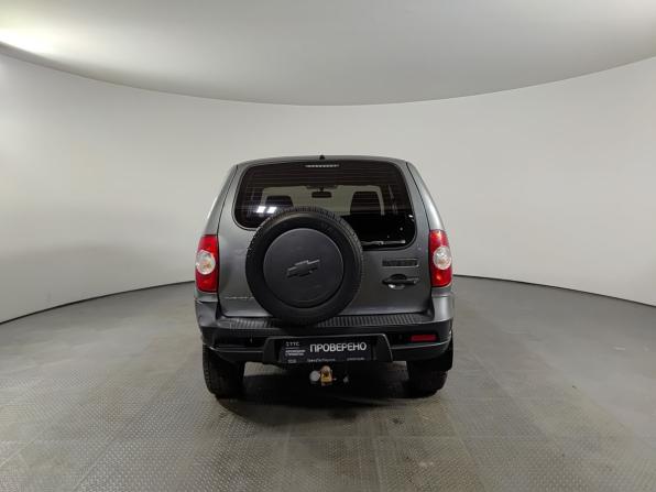 Chevrolet Niva I Рестайлинг с пробегом 2015 года, цена 575 000 рублей, 132907 км, внедорожник, Автокод Объявления