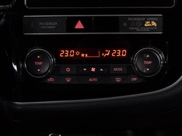 Mitsubishi Outlander III Рестайлинг 3 с пробегом 2019 года, цена 2 599 000 рублей, 73006 км, внедорожник, Автокод Объявления