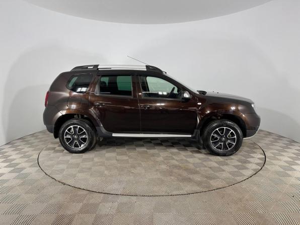 Renault Duster I Рестайлинг с пробегом 2016 года, цена 1 132 000 рублей, 200931 км, внедорожник, Автокод Объявления
