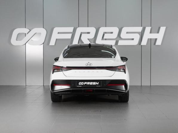 Hyundai Elantra VII (CN7) Рестайлинг с пробегом 2023 года, цена 2 180 000 рублей, 32044 км, седан, Автокод Объявления