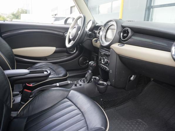 Mini Clubman I Рестайлинг с пробегом 2014 года, цена 1 600 000 рублей, 226476 км, хэтчбек, Автокод Объявления