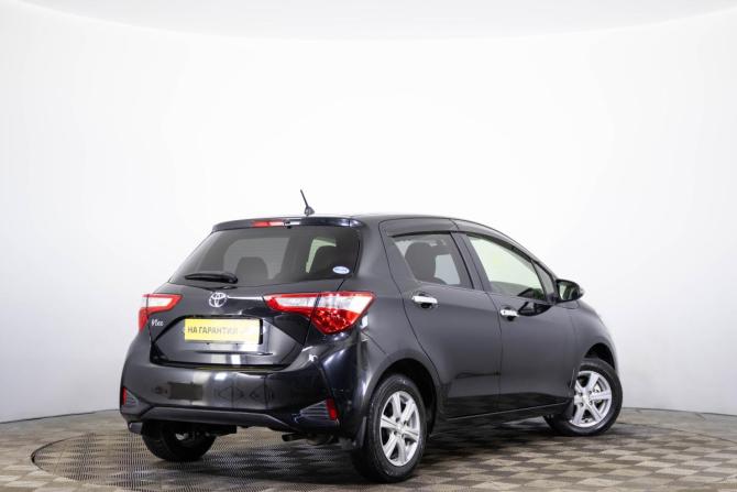 Toyota Vitz III (XP130) Рестайлинг 2 с пробегом 2017 года, цена 1 039 000 рублей, 89000 км, хэтчбек, Автокод Объявления