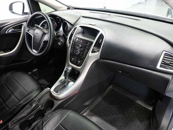 Opel Astra J с пробегом 2011 года, цена 779 900 рублей, 170756 км, хэтчбек, Автокод Объявления