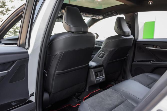 Toyota Camry IX (XV80) China Market с пробегом 2024 года, цена 4 410 000 рублей, 47 км, седан, Автокод Объявления