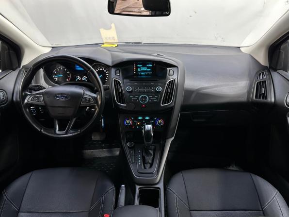 Ford Focus III Рестайлинг с пробегом 2017 года, цена 990 000 рублей, 125450 км, хэтчбек, Автокод Объявления