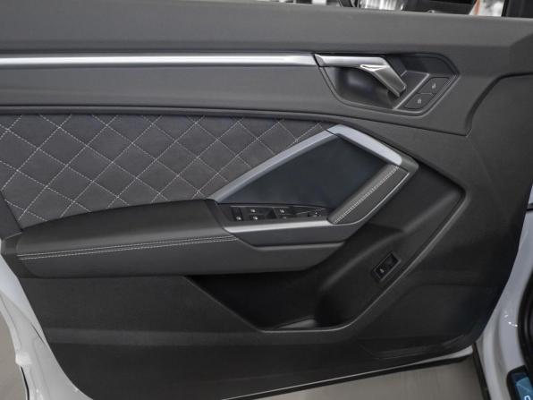 Audi Q3 II (F3) с пробегом 2026 года, цена 4 775 000 рублей, 18 км, внедорожник, Автокод Объявления