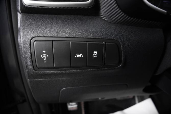 Hyundai Tucson III Рестайлинг с пробегом 2021 года, цена 2 169 000 рублей, 130000 км, внедорожник, Автокод Объявления