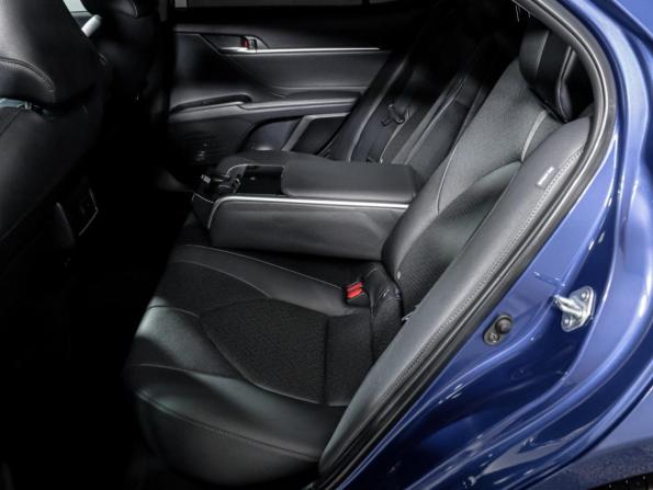 Toyota Camry VIII (XV70) Рестайлинг с пробегом 2021 года, цена 3 450 000 рублей, 55800 км, седан, Автокод Объявления