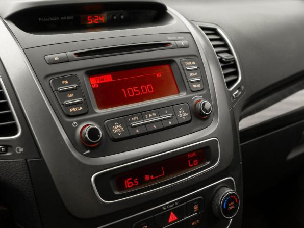 Kia Sorento II Рестайлинг с пробегом 2016 года, цена 1 540 000 рублей, 203197 км, внедорожник, Автокод Объявления