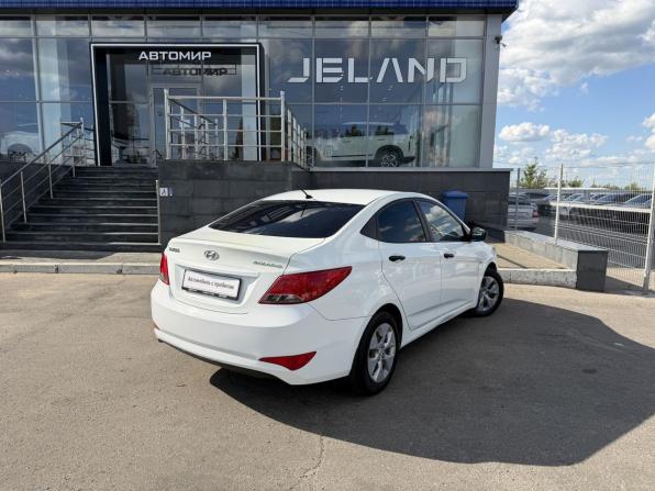 Hyundai Solaris I Рестайлинг с пробегом 2015 года, цена 999 000 рублей, 179264 км, седан, Автокод Объявления