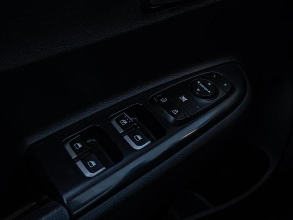 Kia Rio IV Рестайлинг с пробегом 2021 года, цена 1 690 000 рублей, 36566 км, хэтчбек, Автокод Объявления