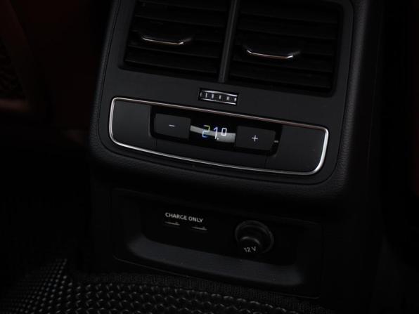Audi A4 V (B9) Рестайлинг с пробегом 2021 года, цена 3 898 000 рублей, 84920 км, седан, Автокод Объявления