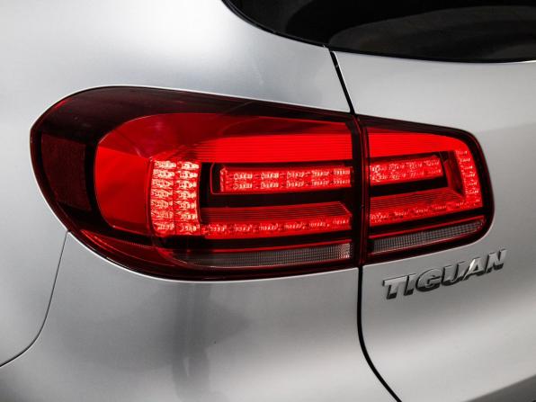 Volkswagen Tiguan I Рестайлинг с пробегом 2016 года, цена 1 415 000 рублей, 210963 км, внедорожник, Автокод Объявления