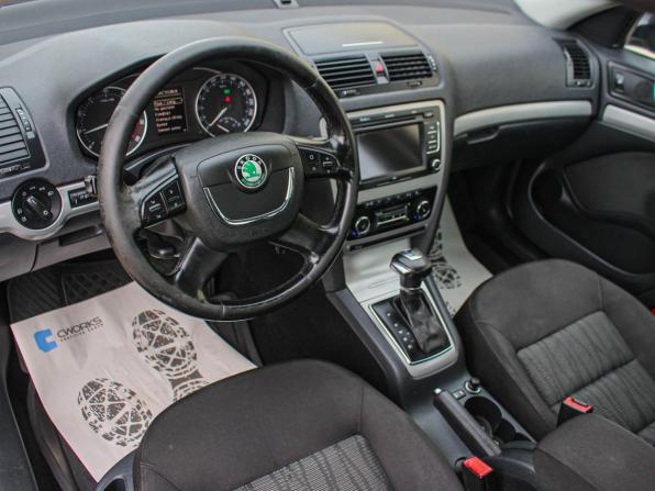 Skoda Octavia II (A5) Рестайлинг с пробегом 2011 года, цена 850 000 рублей, 165000 км, лифтбек, Автокод Объявления