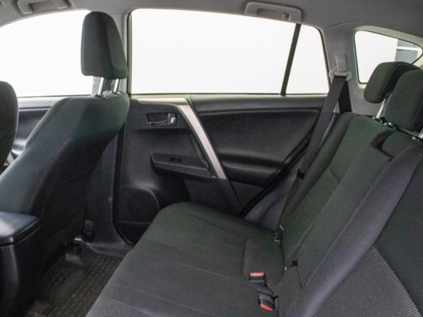 Toyota RAV4 IV (XA40) с пробегом 2015 года, цена 1 844 000 рублей, 94127 км, внедорожник, Автокод Объявления