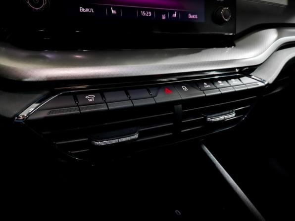 Skoda Octavia IV (A8) с пробегом 2021 года, цена 2 450 000 рублей, 79688 км, лифтбек, Автокод Объявления