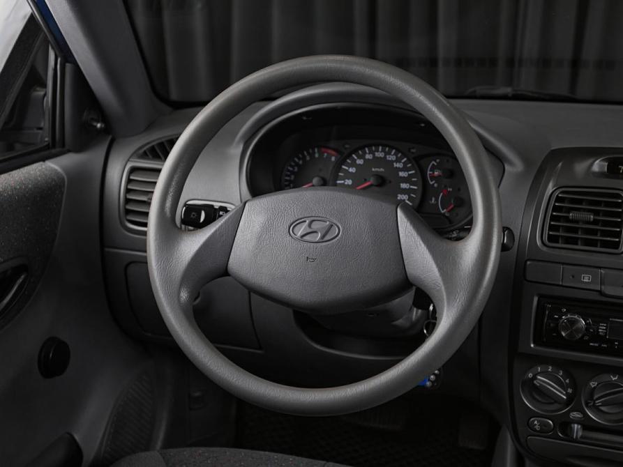 Hyundai Accent II Москва  - изображение 7