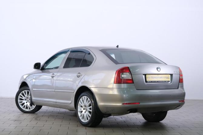 Skoda Octavia II (A5) Рестайлинг с пробегом 2011 года, цена 779 000 рублей, 184000 км, лифтбек, Автокод Объявления