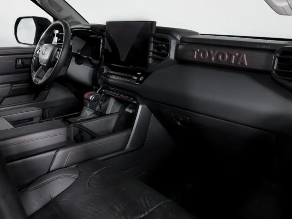 Toyota Tundra III с пробегом 2023 года, цена 10 300 000 рублей, 42040 км, offers.body_type.unknown, Автокод Объявления