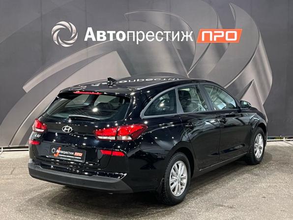 Hyundai i30 III Рестайлинг 2 с пробегом 2023 года, цена 2 330 000 рублей, 924 км, универсал, Автокод Объявления