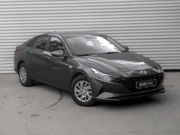Hyundai Elantra VII (CN7) с пробегом 2022 года, цена 2 100 000 рублей, 31025 км, седан, Автокод Объявления