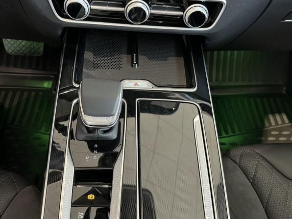 Новый Hongqi HS5 I Рестайлинг 2025 года, цена 3 999 000 рублей, внедорожник, Автокод Объявления