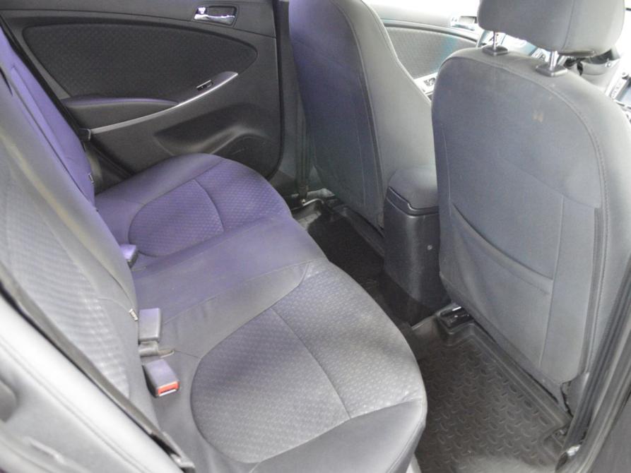 Hyundai Solaris I Санкт-Петербург  - изображение 13