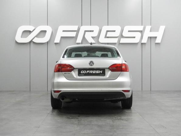 Volkswagen Jetta VI с пробегом 2013 года, цена 929 000 рублей, 176267 км, седан, Автокод Объявления