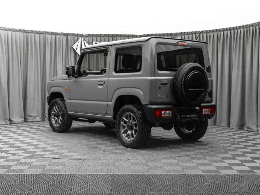 Suzuki Jimny IV Москва  - изображение 4