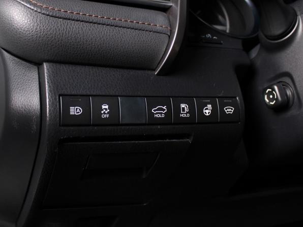 Toyota Camry VIII (XV70) с пробегом 2019 года, цена 2 525 000 рублей, 106600 км, седан, Автокод Объявления