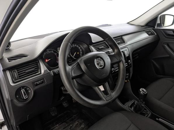 Skoda Rapid I Рестайлинг с пробегом 2019 года, цена 875 000 рублей, 202012 км, лифтбек, Автокод Объявления