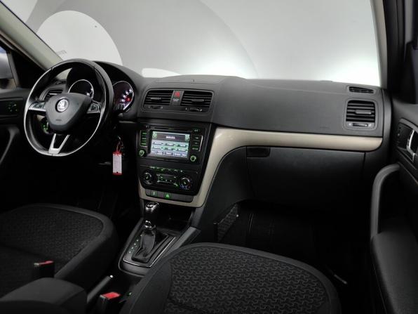 Skoda Yeti I Рестайлинг с пробегом 2014 года, цена 1 495 000 рублей, 118000 км, внедорожник, Автокод Объявления