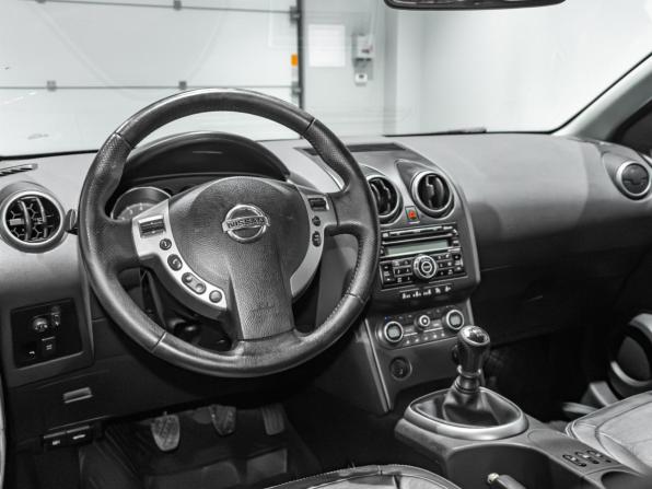 Nissan Qashqai I с пробегом 2008 года, цена 695 000 рублей, 295105 км, внедорожник, Автокод Объявления