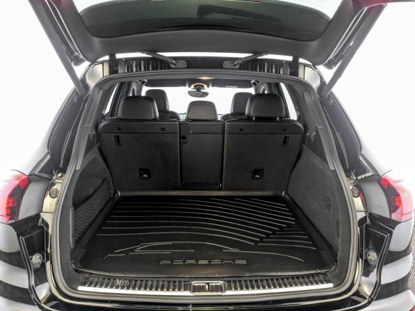 Porsche Cayenne II Рестайлинг (958) с пробегом 2017 года, цена 4 461 500 рублей, 197520 км, внедорожник, Автокод Объявления