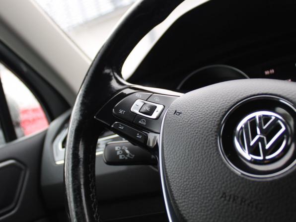 Volkswagen Tiguan II с пробегом 2017 года, цена 1 879 000 рублей, 141551 км, внедорожник, Автокод Объявления