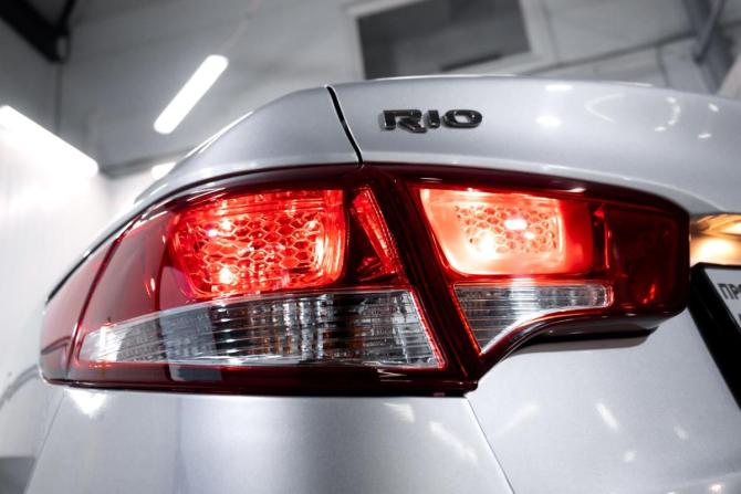 Kia Rio III Рестайлинг с пробегом 2016 года, цена 1 050 000 рублей, 112760 км, седан, Автокод Объявления