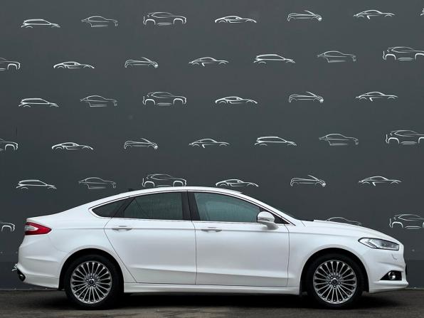 Ford Mondeo V с пробегом 2019 года, цена 1 763 700 рублей, 121530 км, седан, Автокод Объявления