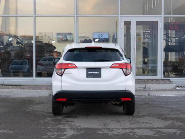 Honda Vezel I с пробегом 2018 года, цена 1 701 000 рублей, 90838 км, внедорожник, Автокод Объявления