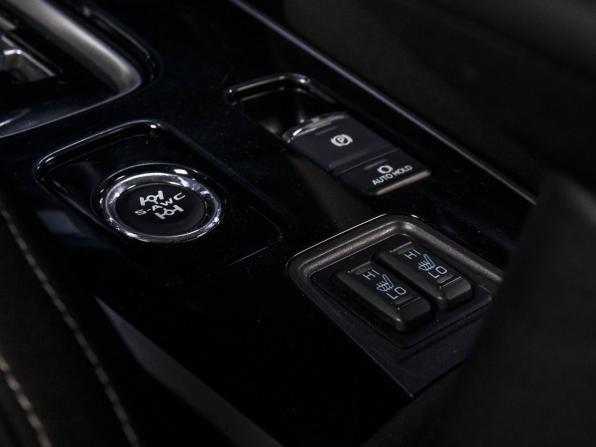 Mitsubishi Outlander III Рестайлинг 3 с пробегом 2021 года, цена 1 999 000 рублей, 203010 км, внедорожник, Автокод Объявления