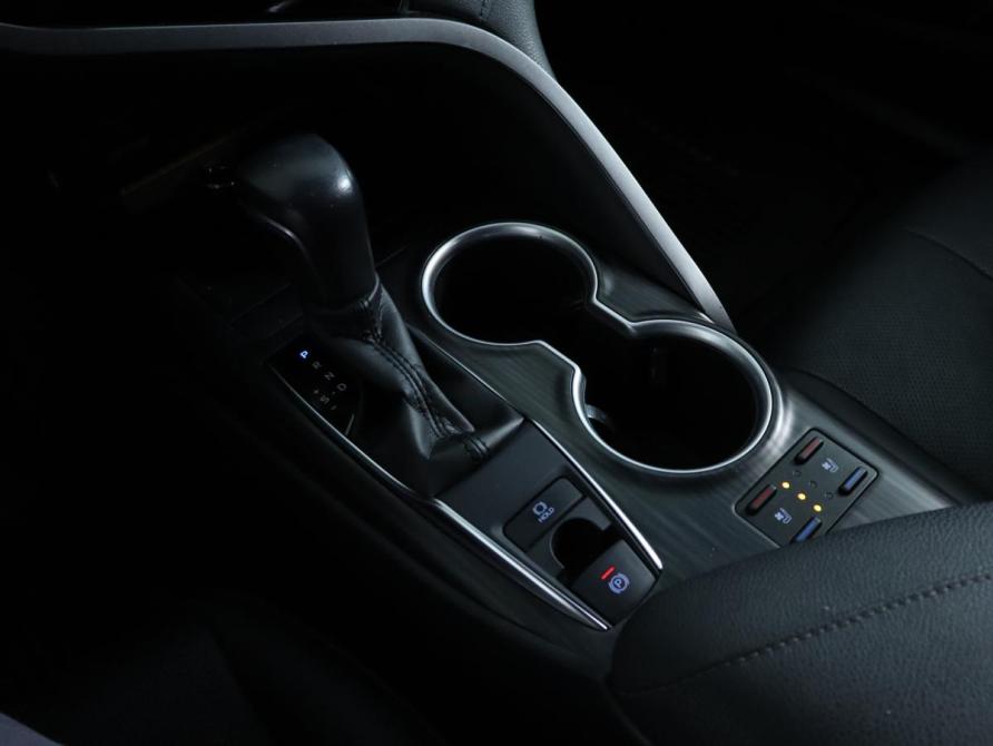Toyota Camry VIII (XV70) Рестайлинг Санкт-Петербург  - изображение 18