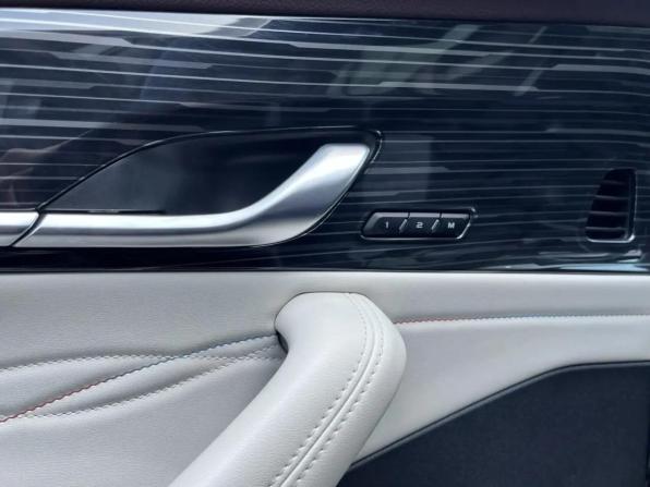 Geely Monjaro I с пробегом 2023 года, цена 2 875 000 рублей, 98458 км, внедорожник, Автокод Объявления