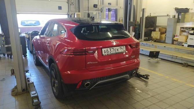 Jaguar E-Pace I Рестайлинг с пробегом 2018 года, цена 2 225 000 рублей, 215253 км, внедорожник, Автокод Объявления