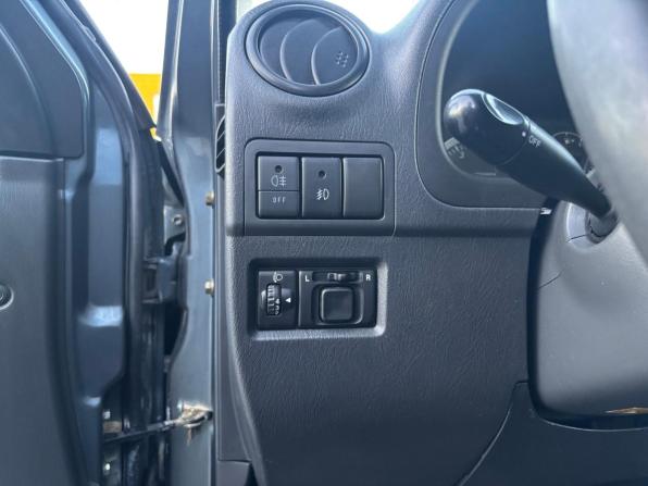 Suzuki Jimny III Рестайлинг 1 с пробегом 2006 года, цена 875 000 рублей, 138194 км, внедорожник, Автокод Объявления